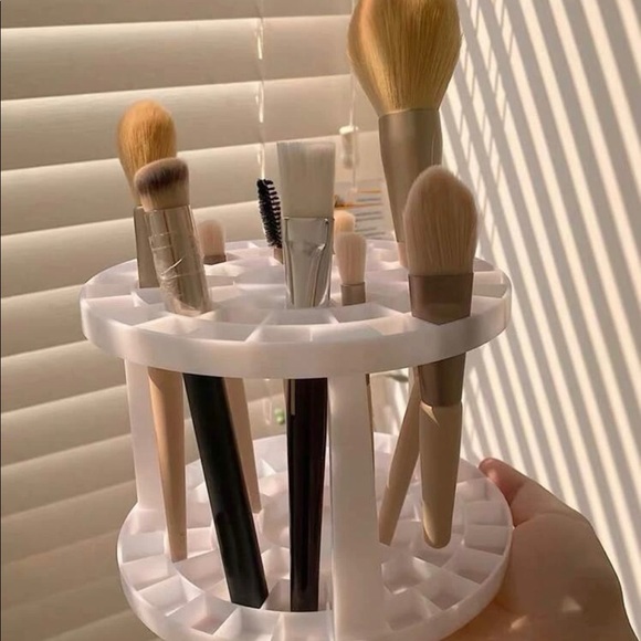 Makeup Brushes Organizer, Beauty Tools Organizer - Picture 7 of 12